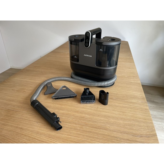Aspirator pentru tapițerii și scaune auto AERIUM R1600 Clean Professional Aspirator pentru tapițerii și scaune auto AERIUM R1600 Clean Professional