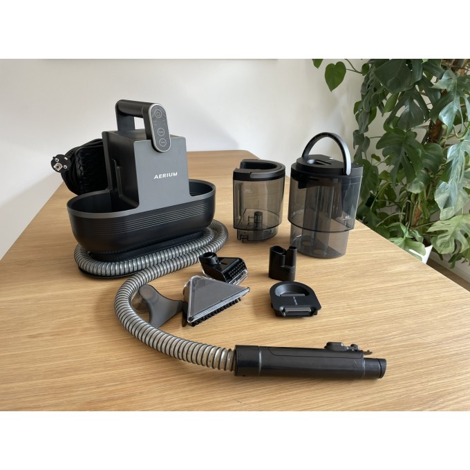 Aspirator pentru tapițerii și scaune auto AERIUM R1600 Clean Professional Aspirator pentru tapițerii și scaune auto AERIUM R1600 Clean Professional